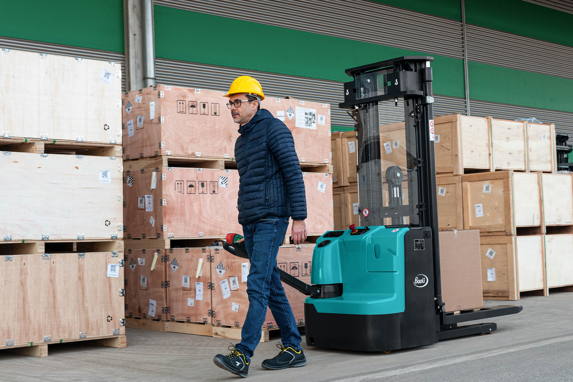 Opdag vores udvalg af Baoli stablere hos Uni‑Rep – driftssikre og kompakte maskiner til effektiv håndtering af paller og varer på lageret. Kontakt os for rådgivning og tilbud.