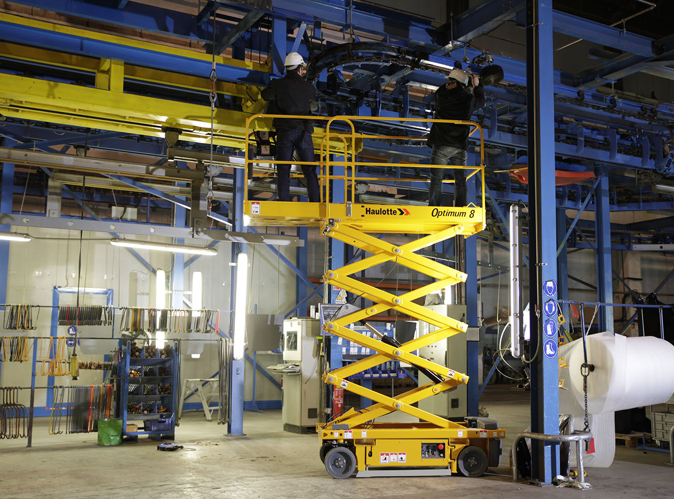 Haulotte-OPTIMUM8_0001_OPTIMUM 8 - Indoor Industrial Maintenance & Cleani